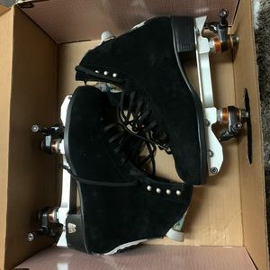 Moxi Black Jack Boots Neo reactor plates Size 8 custom cow print backstay.